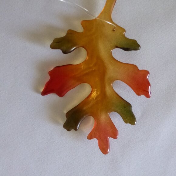 NEW HANDCRAFTED GLASS MAPLE & OAK FALL LEAVES DECORATIVE ORNAMENTS - Picture 5 of 8